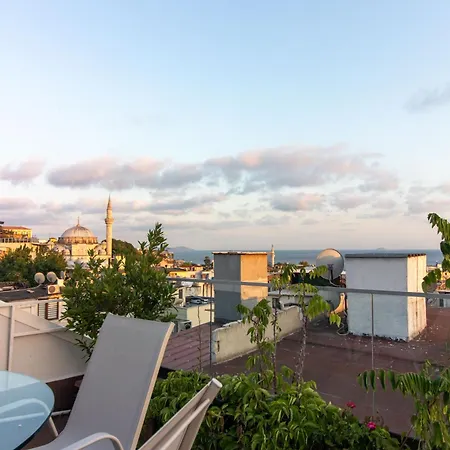 3br Gem W Sea View Terrace In Historic Peninsula Appartement *