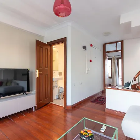 Apartament 3Br Gem W Sea View Terrace In Historic Peninsula Istanbul