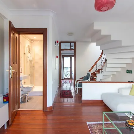 3br Gem W Sea View Terrace In Historic Peninsula Апартаменты Стамбул