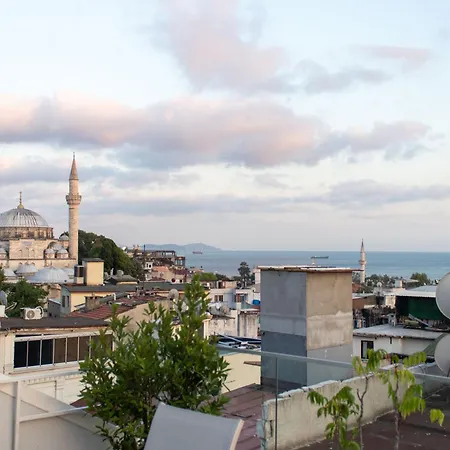 Apartament 3Br Gem W Sea View Terrace In Historic Peninsula