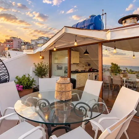 3br Gem W Sea View Terrace In Historic Peninsula Апартаменты